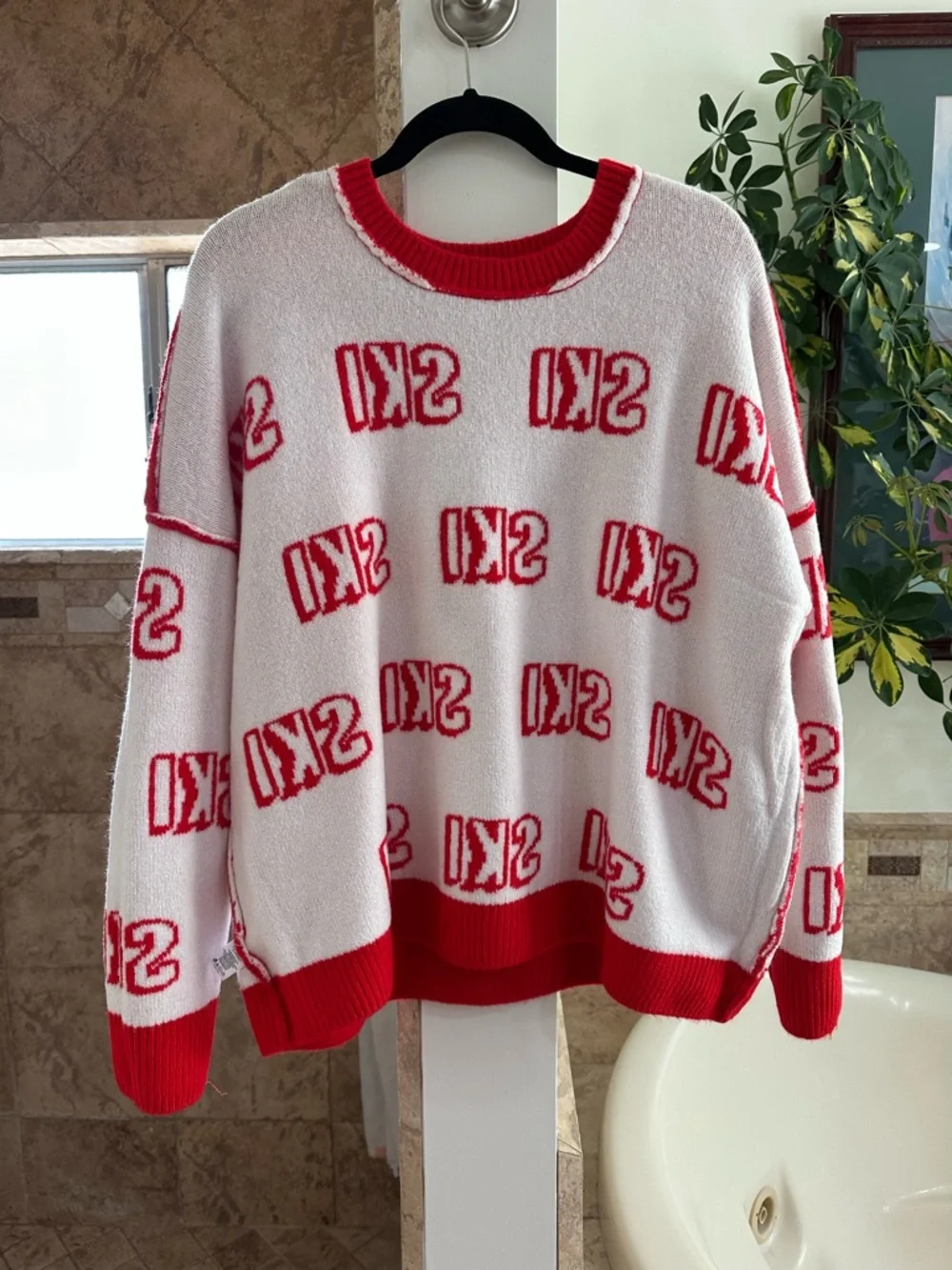Cece Red SKI Crewneck Sweater - Women's Cozy Winter Pullover Size L - Picture 8 of 9